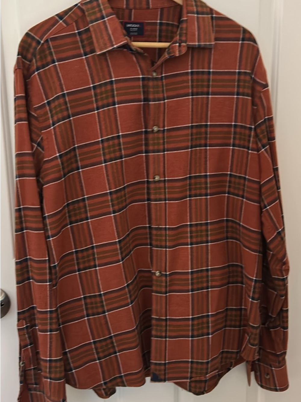 UNTUCKit Men's Rust and Brown Plaid Button-Down Shirt